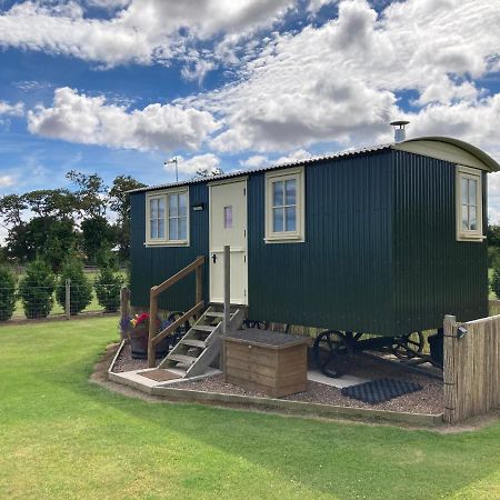 איימאות' The Hawthorn Shepherds Hut מראה חיצוני תמונה