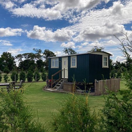 איימאות' The Hawthorn Shepherds Hut מראה חיצוני תמונה