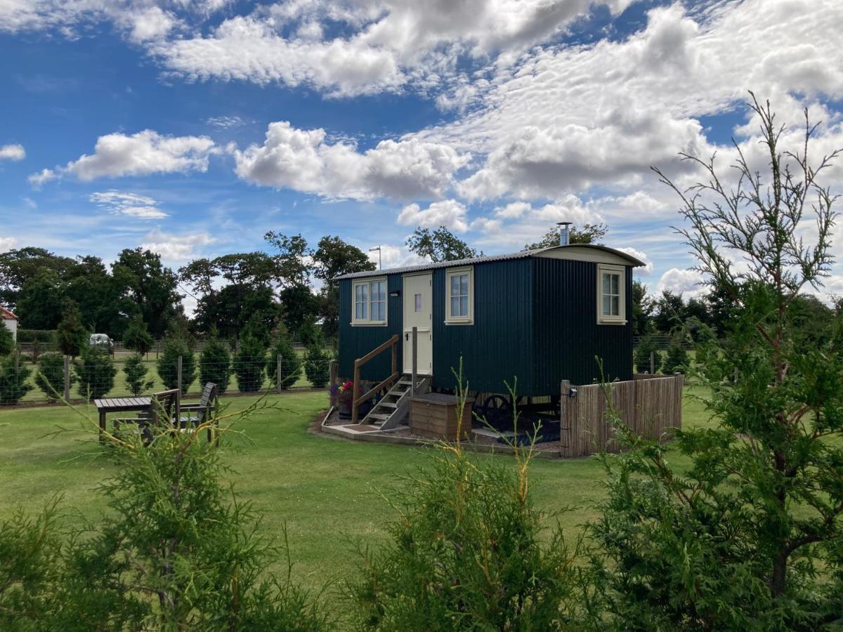 איימאות' The Hawthorn Shepherds Hut מראה חיצוני תמונה