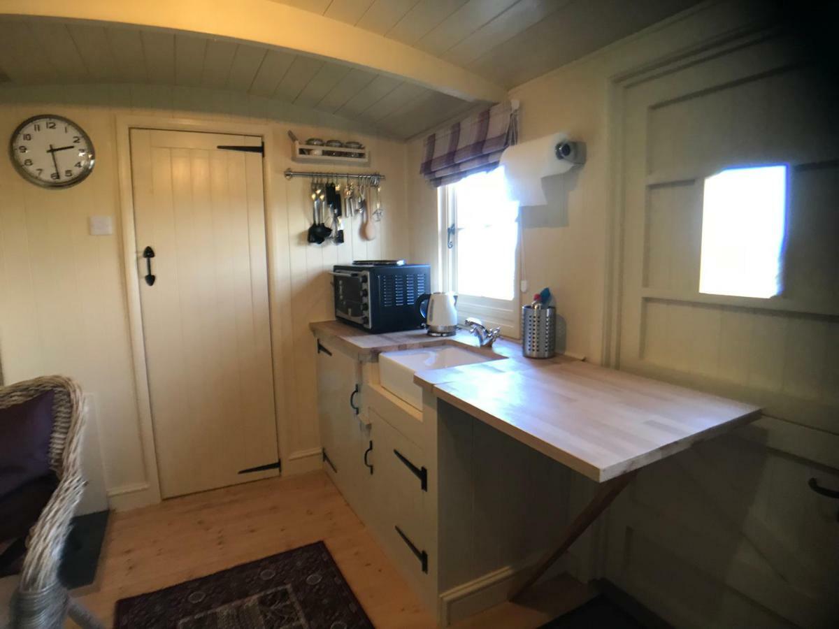 איימאות' The Hawthorn Shepherds Hut מראה חיצוני תמונה