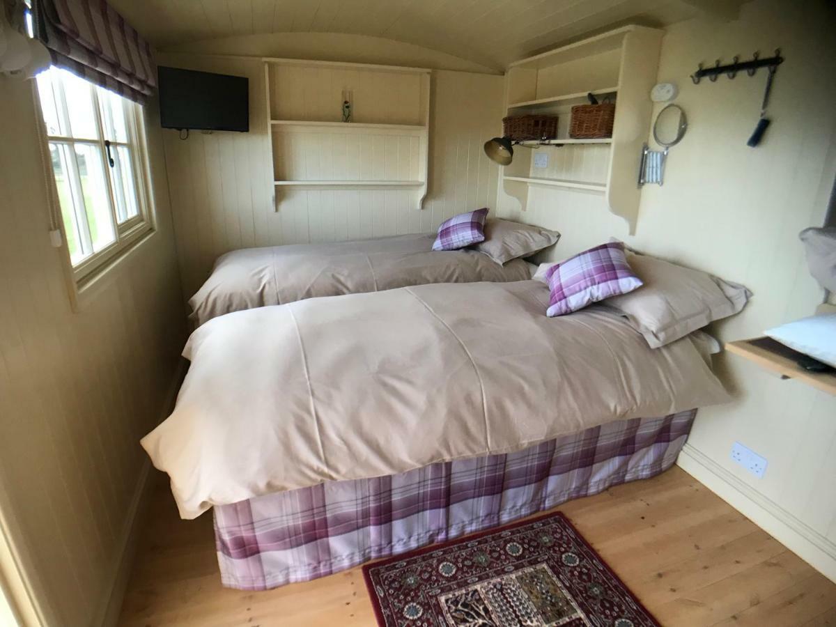 איימאות' The Hawthorn Shepherds Hut מראה חיצוני תמונה